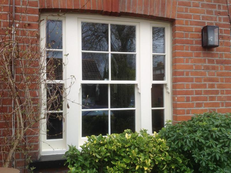 Timber sash windows, bespoke joinery in Brentwood and Shenfield, Essex gallery image 9